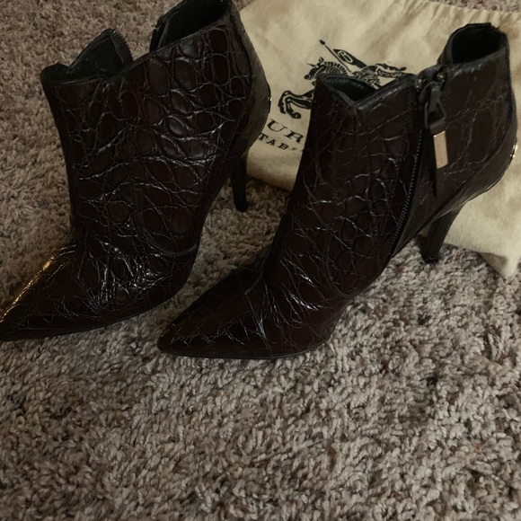Burberry crocodile booties- 100% authentic. - Picture 3 of 8